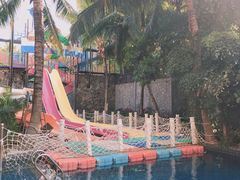 -三亚湾海居铂尔曼度假酒店