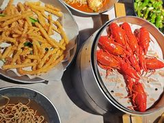 -巴厘龙虾·榜首油焖大虾(音乐学院·沿江酒馆店)