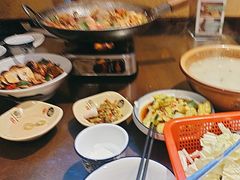 -富正毅三下锅·湘西韵味(天门山索道店)