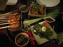 -DiAtas by Art Cafe Bumbu Bali