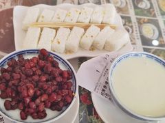 -周大娘牛乳(旧寨古村总店)