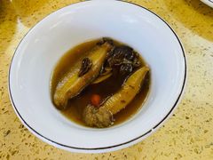 -东巴谷野生菌火锅餐厅