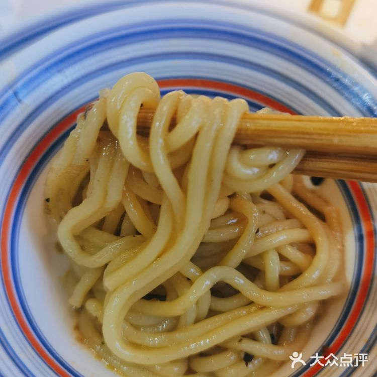 「万达」 88 元 3 人够吃的牛肉火锅！性价比高👍