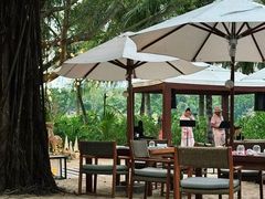 -三亚艾迪逊酒店·海滩烧烤 BARBACOA·现场乐队·浪漫晚餐·烧烤海鲜