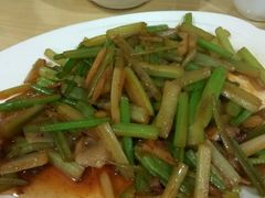 -鱼香馆(金丰花园店)