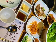 -唯成•韩国炭火烤肉 유성고기