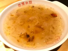 木耳炖桃胶-恋萍小吃(时代店)