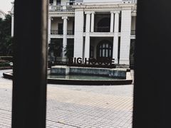 -Big House当代艺术中心