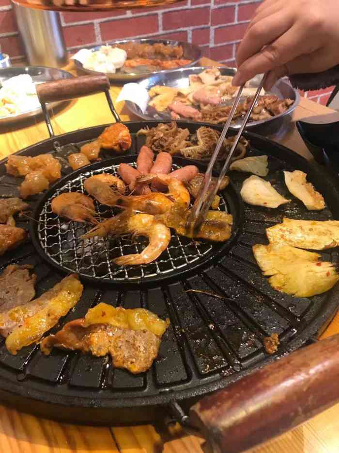 梅里斯齐齐哈尔家庭烤肉-"熟食品附近南平街上14路站点就是.打电话.