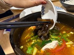 -桥香园云南过桥米线(金马碧鸡店)