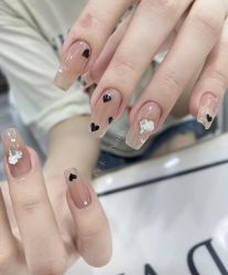 -悦指间美甲美睫