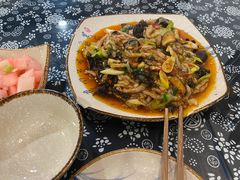 鱼香肉丝-黄桷树曹家私房菜(江与城店)