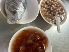 -芳婆糕团店(王府大街店)