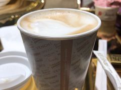 拿铁-VENCHI 闻绮(北京国贸商城店)