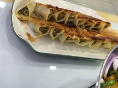 -大肚水饺锅贴·家常融合菜(新港店)