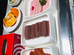 -海底捞火锅鲜切牛肉主题店(长寿路店)