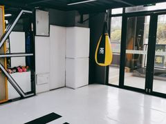 -可逸运动健身(鸿恩寺店)