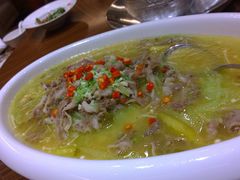 酸汤肥牛-厦门宝龙铂尔曼大酒店·龙之渊中餐厅