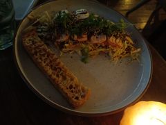 烤三文鱼沙拉-O'mills Sourdough Bakery&Bistro(永嘉路店)