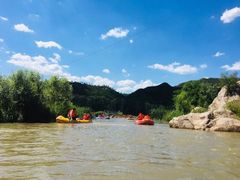 -紫荆关长城漂流