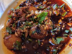 -拈签一笑黄牛肉辣卤串串