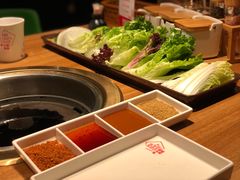 蘸酱-炉小哥烤肉(信万广场店)