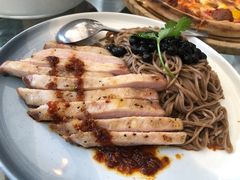 真空低温嫩猪颈肉珍珠荞麦面-The Rug Cafe(王府中环店)