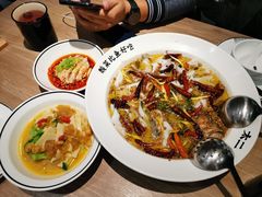 西兰花浸春笋-太二酸菜鱼(菱角湖万达店)