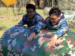 -亲兄弟真人CS团建拓展基地