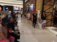 等位区-吕氏疙瘩汤·海鲜新鲁菜(凯德mall新都心店)