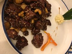 黑椒蒜子牛肉粒-大铁勺新津菜(迎水道店)