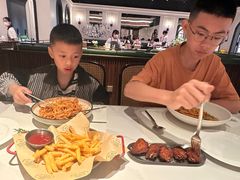 -静香HOUSE·全时段融合餐厅(七星欢乐颂店)