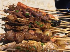 -何师烧烤·香辣蟹·川菜·30年老品牌(太古里旗舰店)