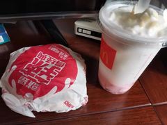 -麦当劳(七宝乐购店)