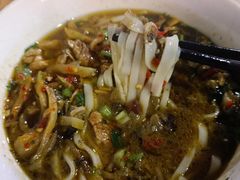 -矮子粉店1985·长沙米粉(湘春路店)
