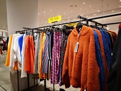 -URBAN REVIVO(西安Momopark店)