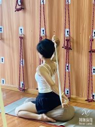 -娜斓瑜伽