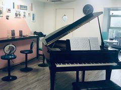 -梅纳·钢琴声乐架子鼓Mena Music(双井店)