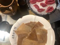 -老房老舍重庆火锅(假日城市店)