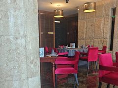 -粤尚腾香居中餐厅(首都机场希尔顿店)