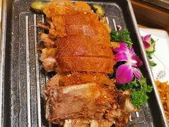 蒙古烤羊背-德乐海蒙餐