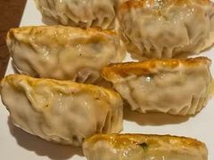 -铜锣湾·有麝自然香(重庆新天地店)