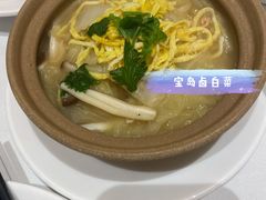 -万龙洲海鲜(大兴绿地缤纷城店)