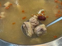 -光头药膳鸡(莱茵小镇店)