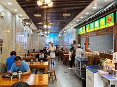 -穆彦华逍遥镇胡辣汤(岗坡路店)