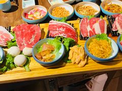 -明洞阿姨·韩式酱蟹烤肉·创意料理(三元桥店)