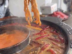 -黄潇洒老火锅(九眼桥宏济巷店)