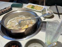 -喃喃椰·糟粕醋·椰子鸡火锅(七堡花园店)