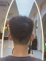 -吉艺心专业美发造型