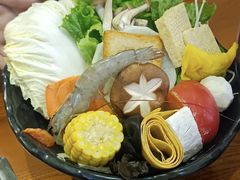 -呷哺呷哺(万达新世界店)